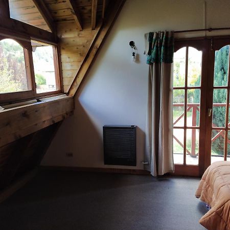Habitacion Privada En Cabana Compartida "Los Cordobeses" Сан-Мартин-де-лос-Андес Экстерьер фото